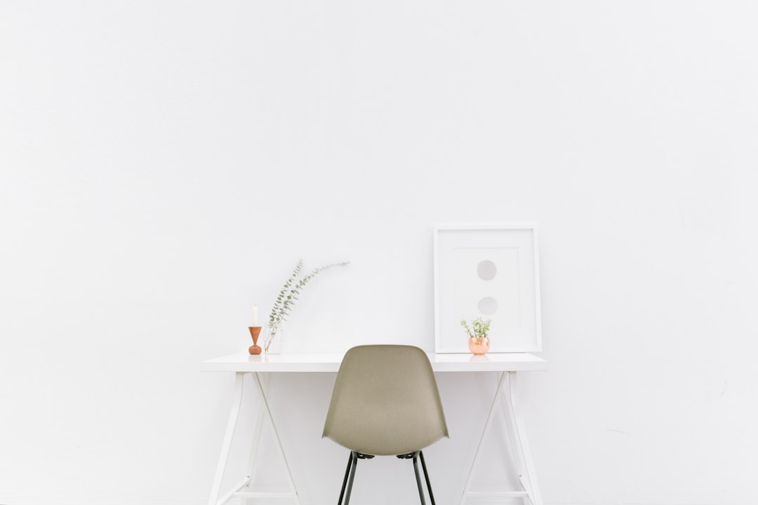 Photo Minimalist desk